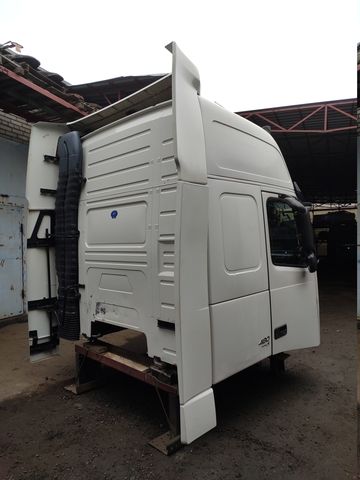 VOLVO Кабина, Globetrotter XL, № XF262558, фото 5