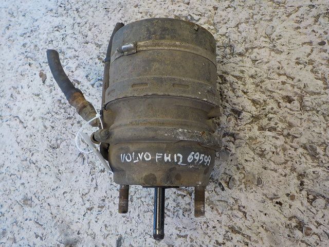 VOLVO Энергоаккумулятор, № XF69559, фото 1