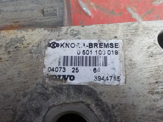 3944715 VOLVO Кран ECAS, № XF252430, фото 4