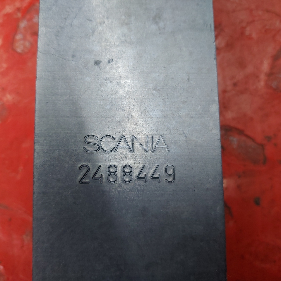 2488449 SCANIA Кронштейн спойлера, № XF478809, фото 4