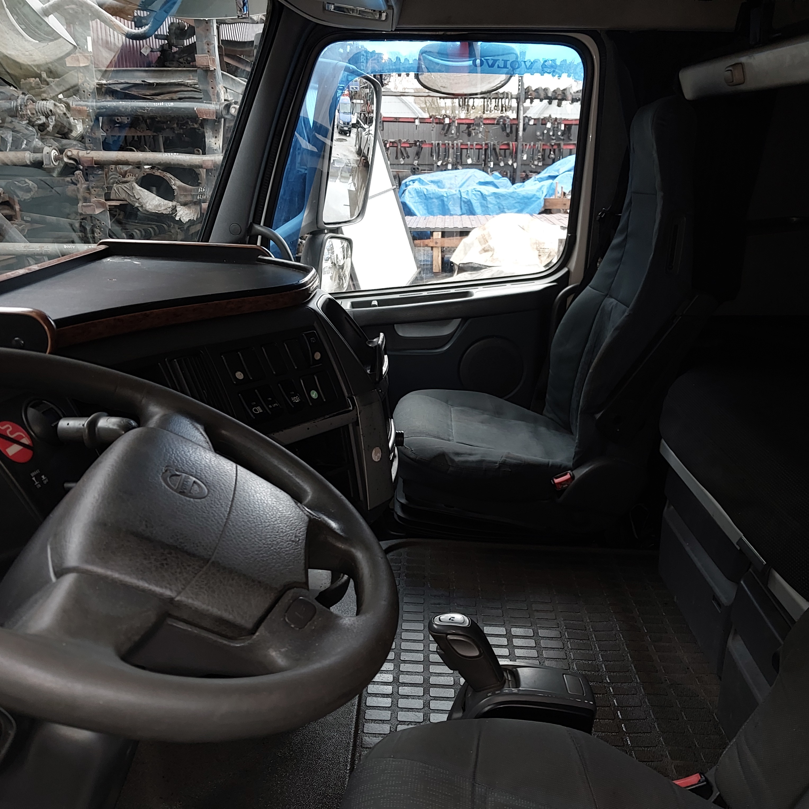 VOLVO Кабина, Globetrotter XL, № XF423642, фото 12