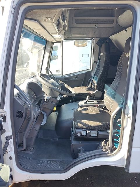 IVECO Кабина, MLL Высокая, № XF279148, фото 12