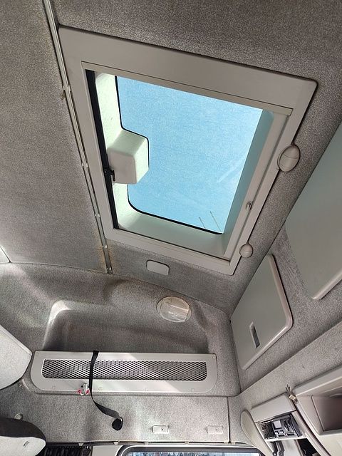 IVECO Кабина, MLL Высокая, № XF279148, фото 23