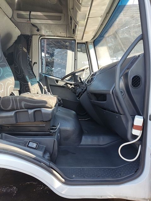 IVECO Кабина, MLL Высокая, № XF279148, фото 28