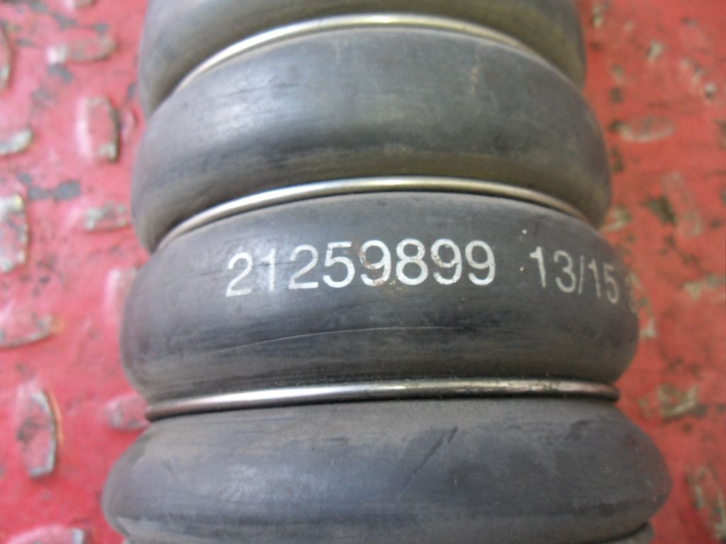 21259899 VOLVO Патрубок интеркулера, № XF214619, фото 4