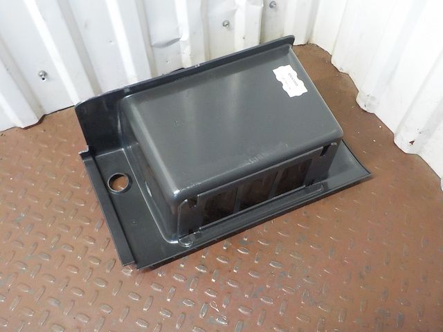0FH240 COVIND Корпус подножки нижний правый, фото 3