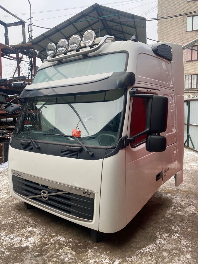 VOLVO Кабина, Globetrotter XL, № XF408307, фото 1