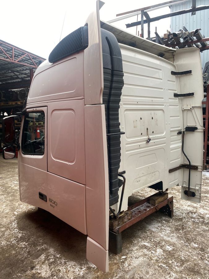 VOLVO Кабина, Globetrotter XL, № XF408307, фото 3