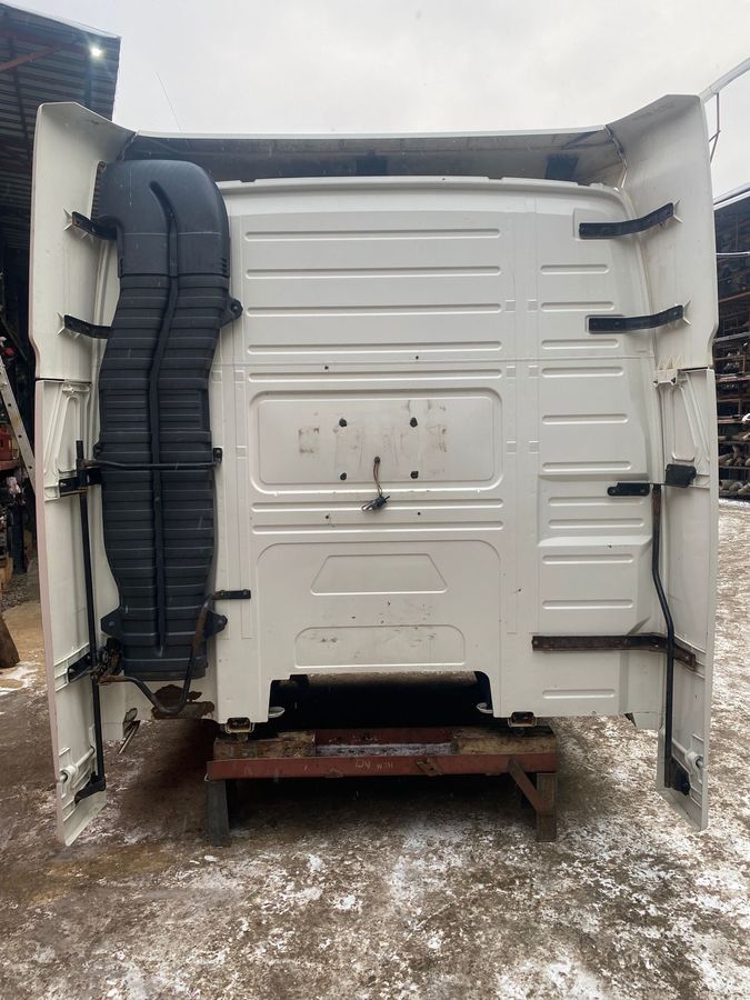 VOLVO Кабина, Globetrotter XL, № XF408307, фото 4
