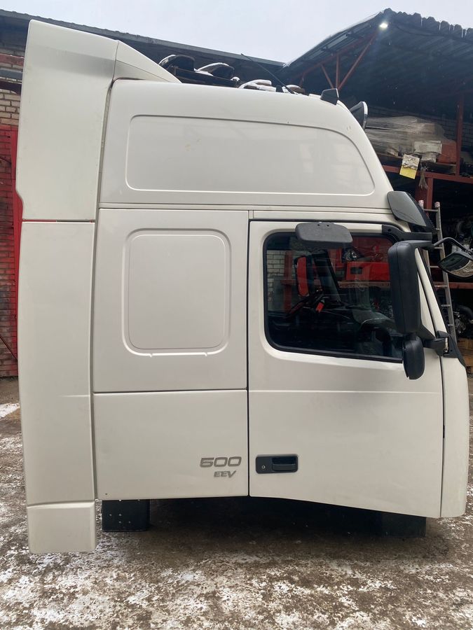 VOLVO Кабина, Globetrotter XL, № XF408307, фото 6