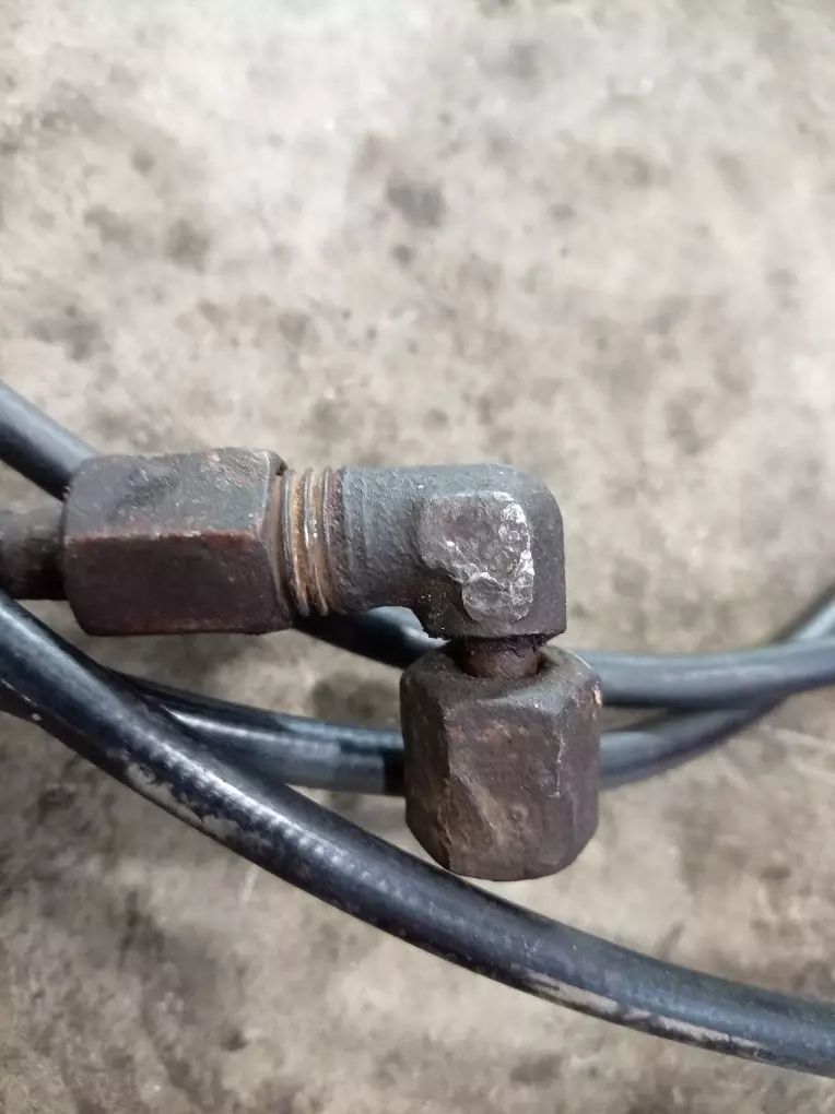 r34 AMP Соединитель, фото 1