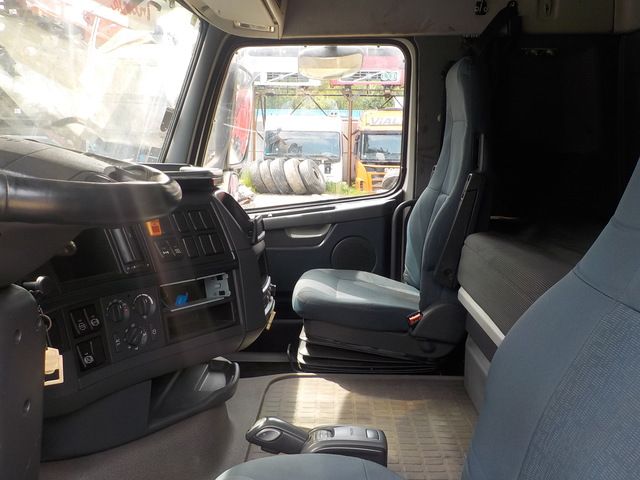 VOLVO Кабина, Globetrotter XL, № XF210358, фото 11