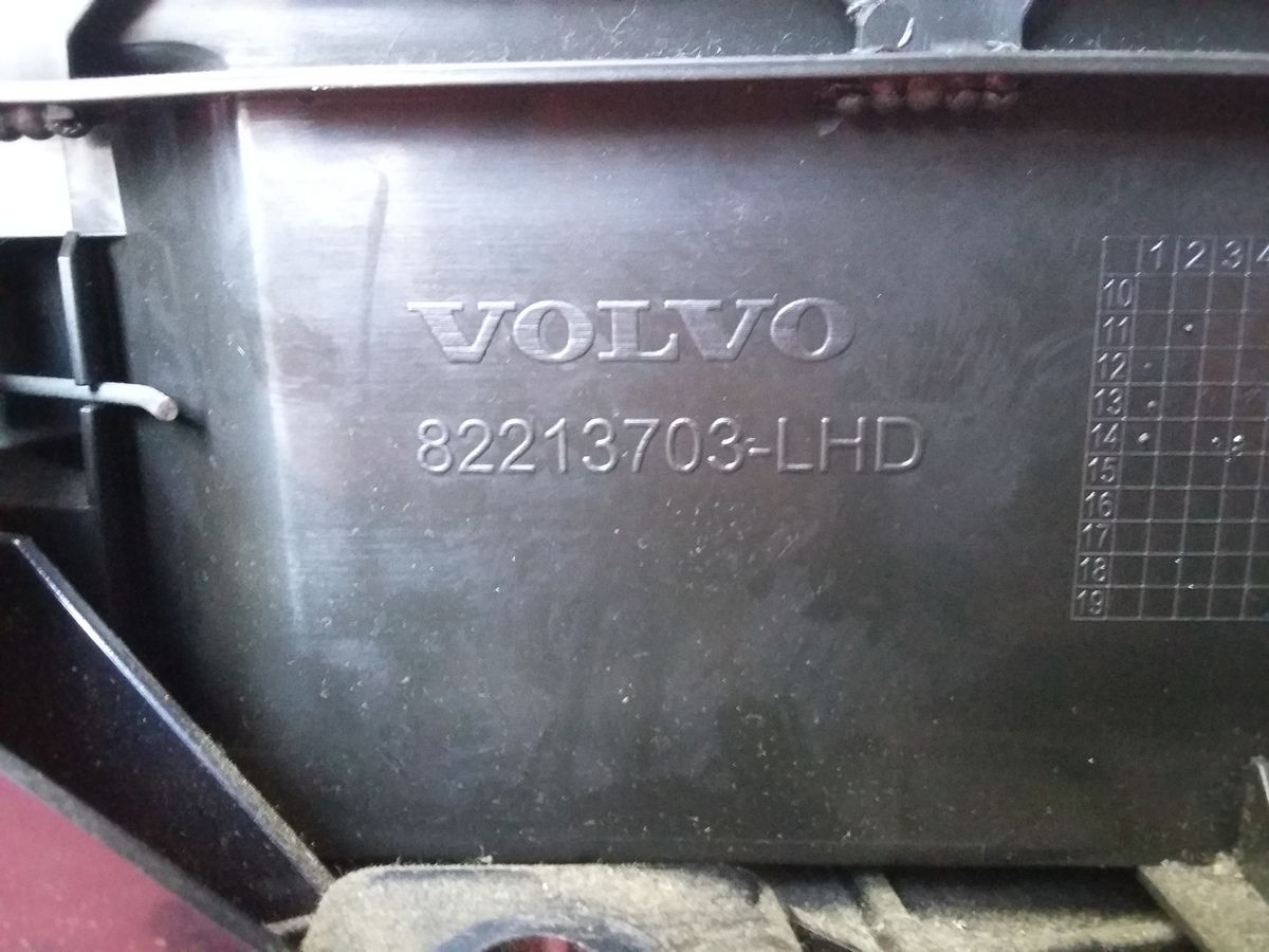 82213703 VOLVO Подстаканник, № XF414625, фото 7