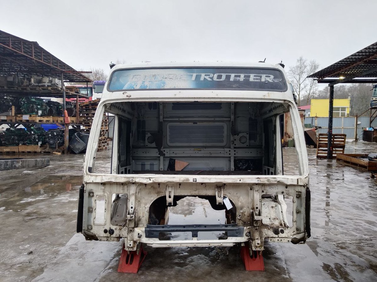 VOLVO Каркас кабины, № XF404127, фото 8