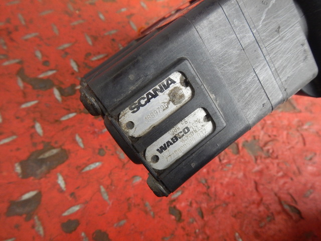 1889796 SCANIA Кран ECAS, № XF385230, фото 4