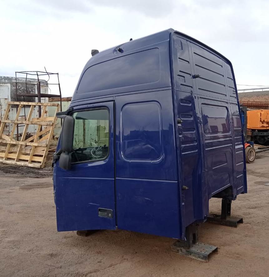 85115440 VOLVO Кабина, Globetrotter XL, № XF225537, фото 4