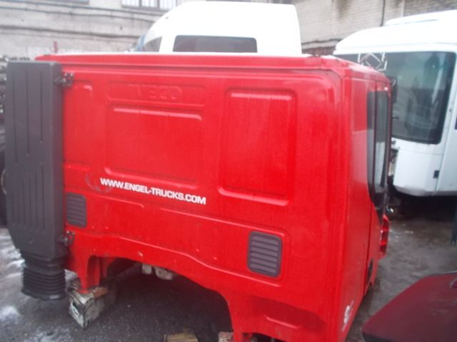IVECO Кабина, AS, Красный, № XF69501, фото 3