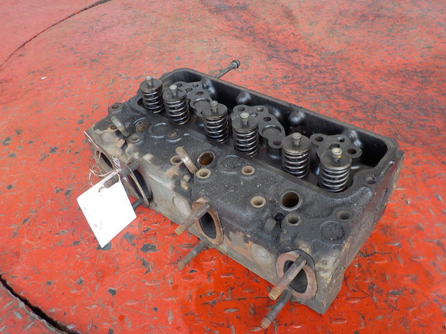 421500 VOLVO Головка блока, № XF169005, фото 1