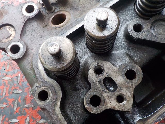 421500 VOLVO Головка блока, № XF169004, фото 4