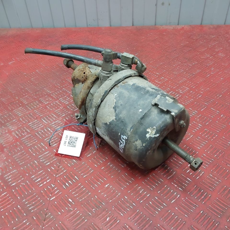 0214202318 MERCEDES Энергоаккумулятор, № XF451967, фото 1