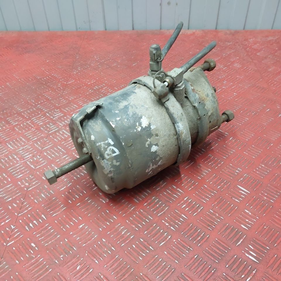 0214202318 MERCEDES Энергоаккумулятор, № XF451967, фото 2