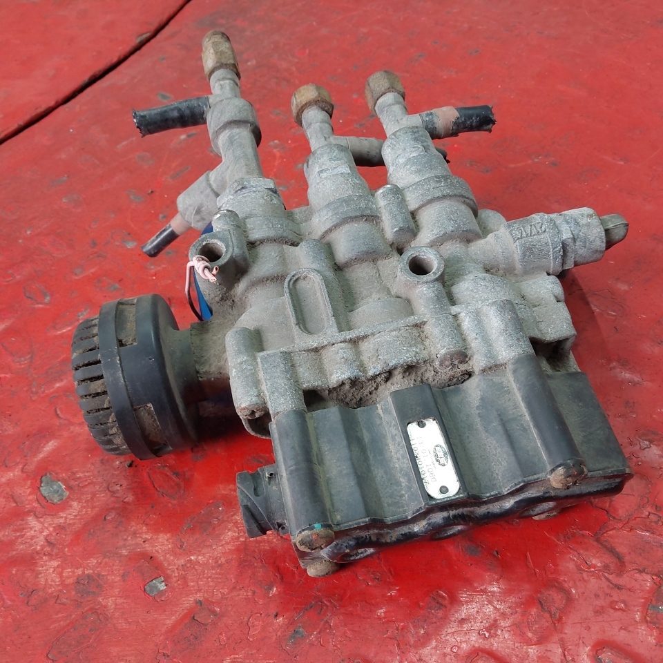 5010422345 RENAULT Кран ECAS, № XF458027, фото 4