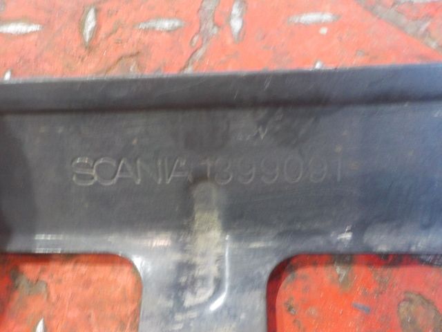 1399091 SCANIA Кронштейн брызговика, № XF331633, фото 4