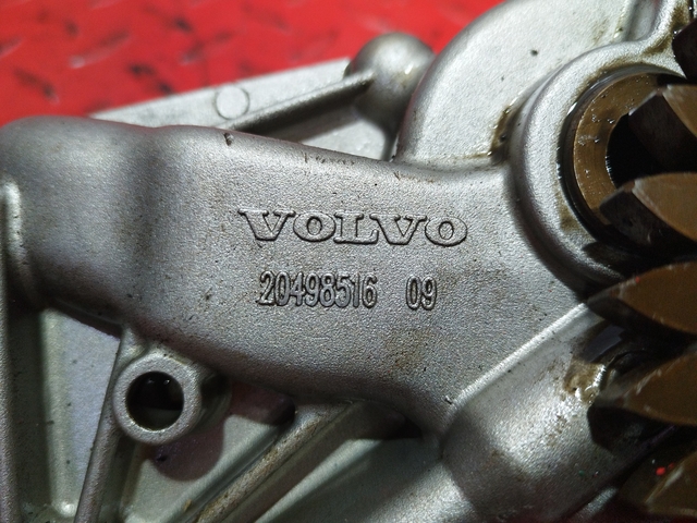 20824906 VOLVO Насос масляный, № XF352055, фото 6