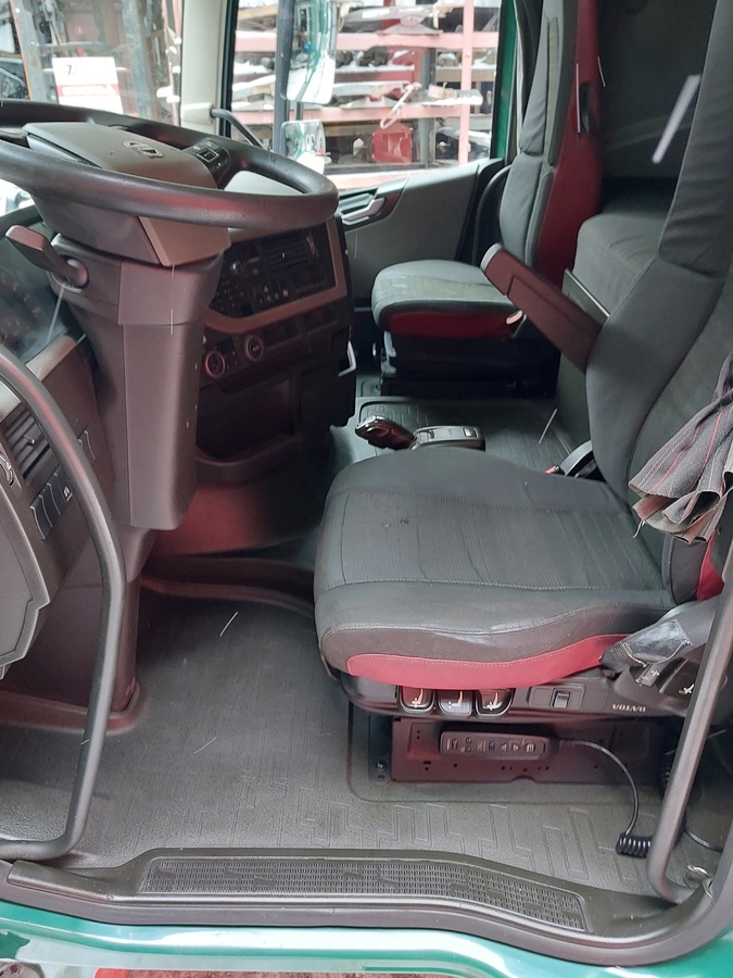 VOLVO Кабина, Globetrotter XL, № XF408179, фото 10