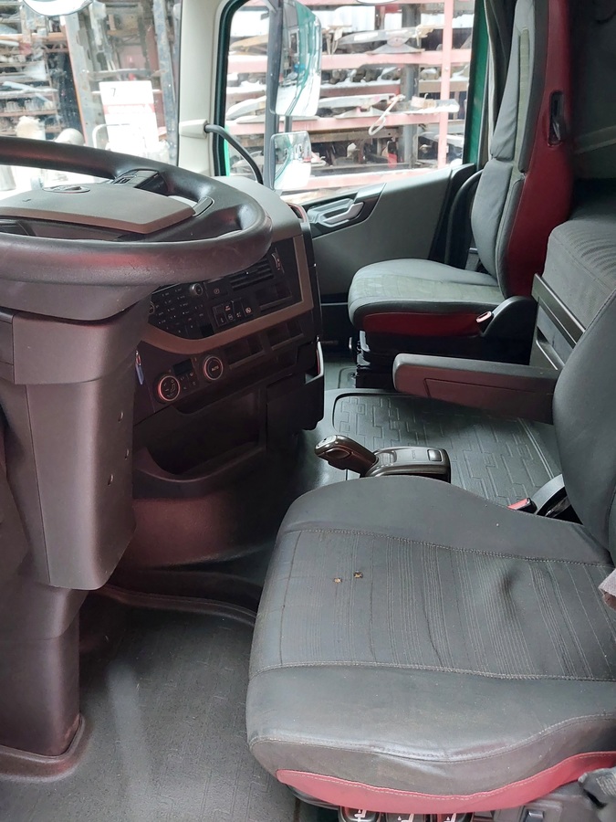VOLVO Кабина, Globetrotter XL, № XF408179, фото 15