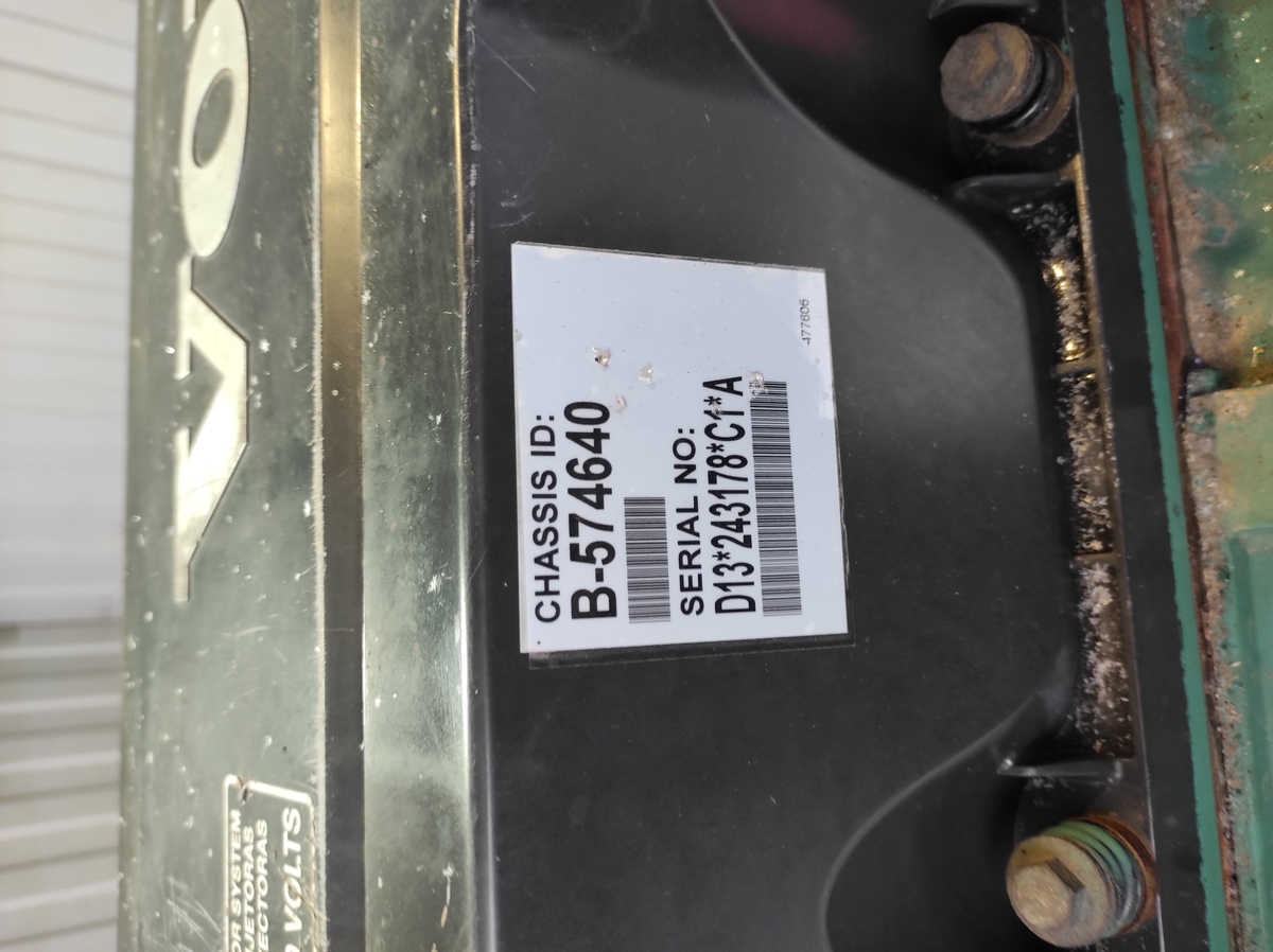 21286037 VOLVO Двигатель, D13C, 420 hp, Euro5, № XF406258, фото 11