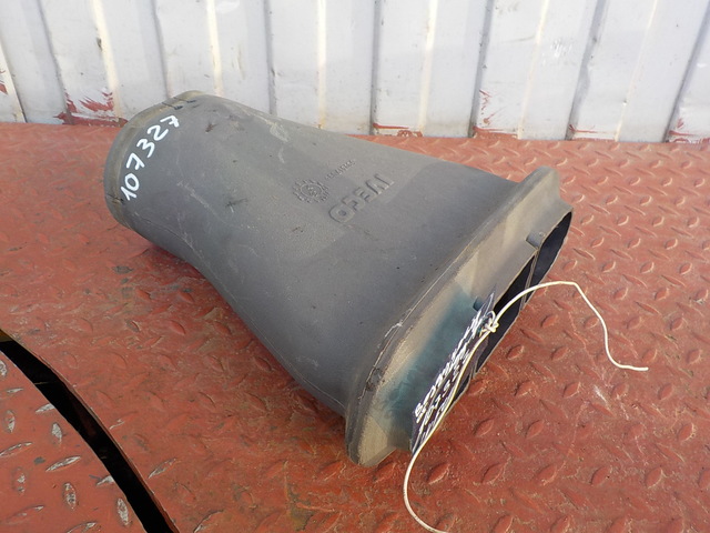 500317131 IVECO Воздуховод, № XF107327, фото 1