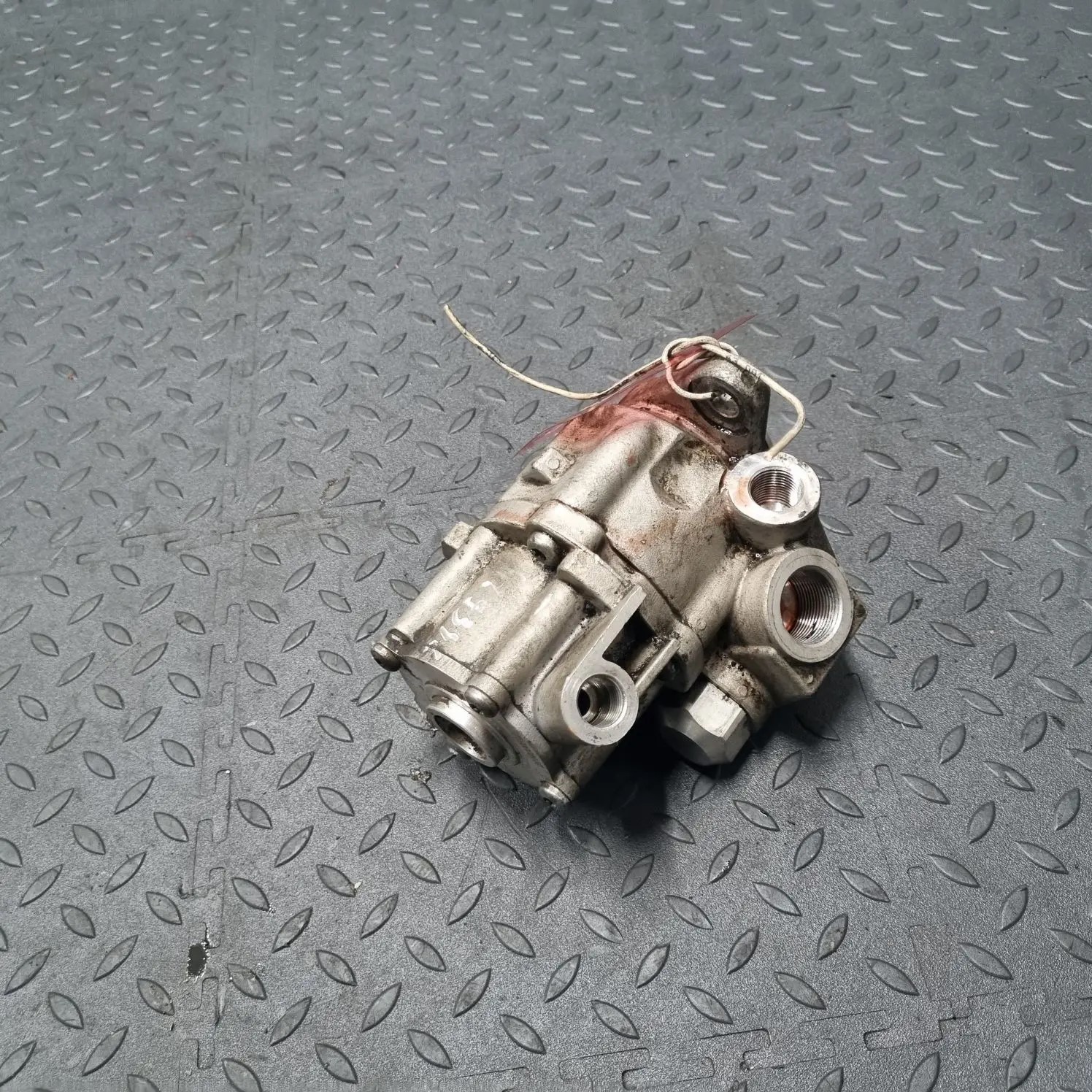 0024608980 MERCEDES Насос ГУР, № XF429346, фото 2