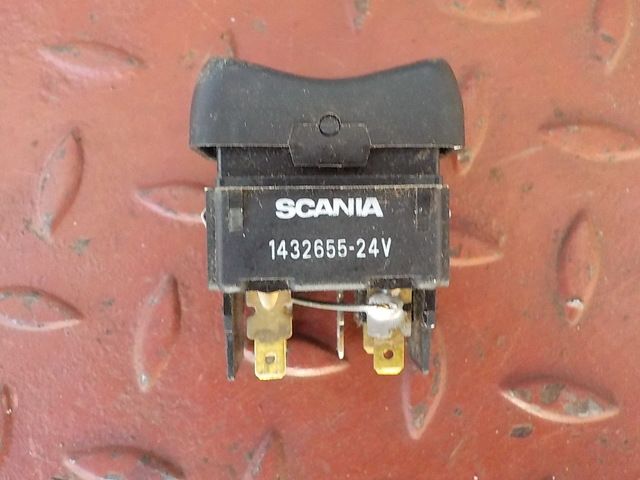 1432655 SCANIA Кнопка, № XF107853, фото 1