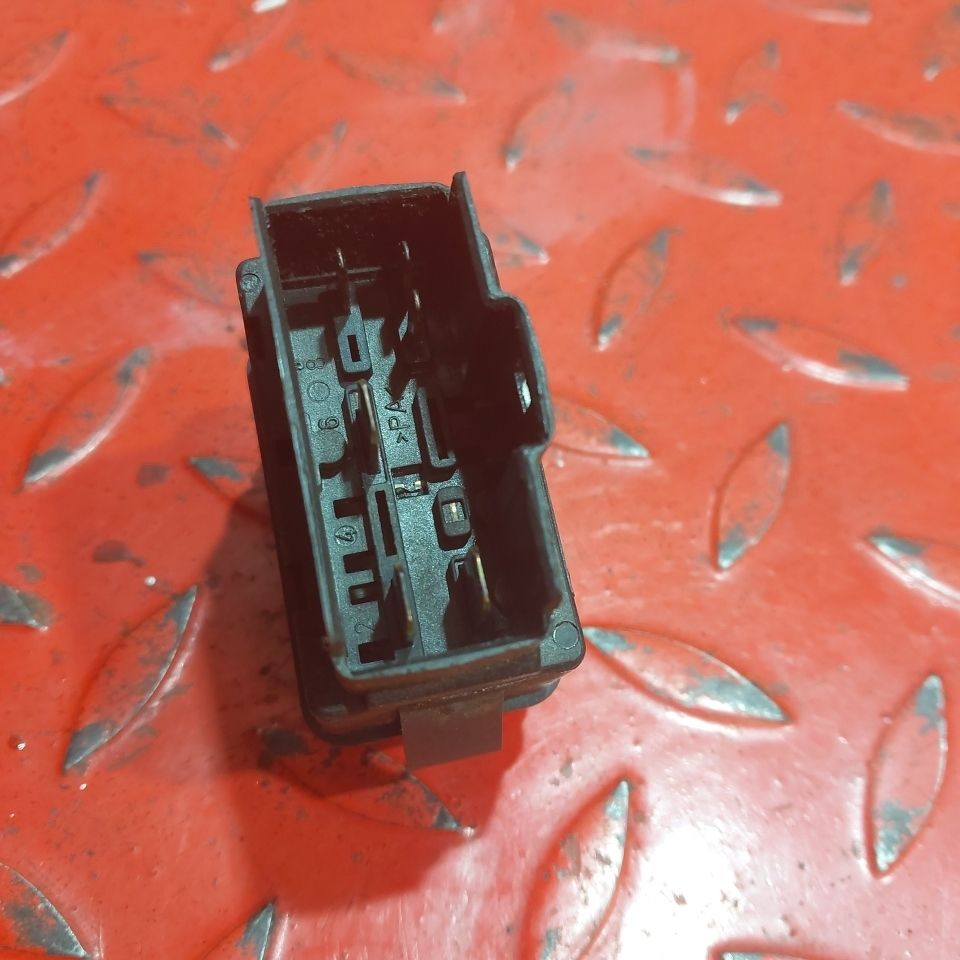 20569981 VOLVO Кнопка, № XF451113, фото 4