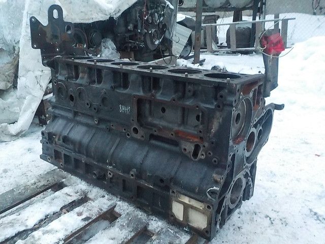4600100908 MERCEDES Блок двигателя, № XF88412, фото 2
