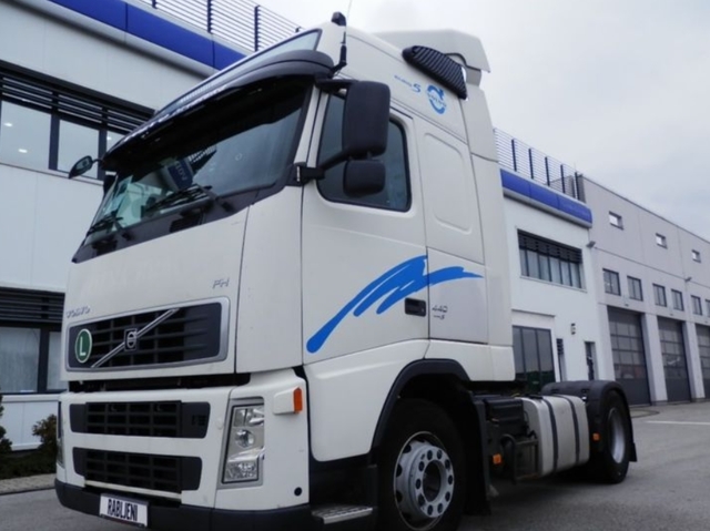 Volvo FH 2005-2008, 2002 года, автомобиль в разборе