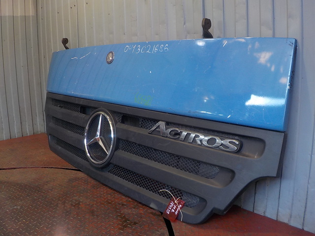 9437500009 MERCEDES Капот, № XF184339, фото 2