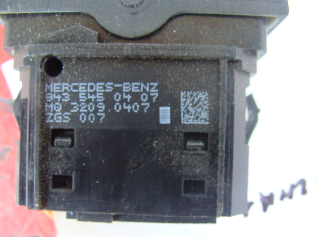 9435450407 MERCEDES Кнопка, № XF284129, фото 4