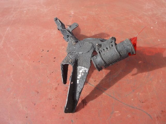 81018415013 MAN Кронштейн бачка гидроусилителя, № XF87744, фото 2
