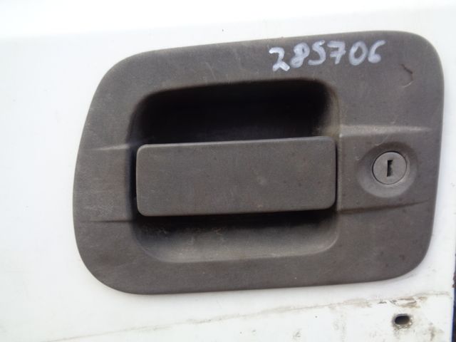 504254457 IVECO Ручка двери наружная, № XF285706, фото 1