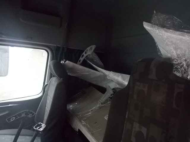 00000000001 MERCEDES Кабина, № XF41652, фото 8