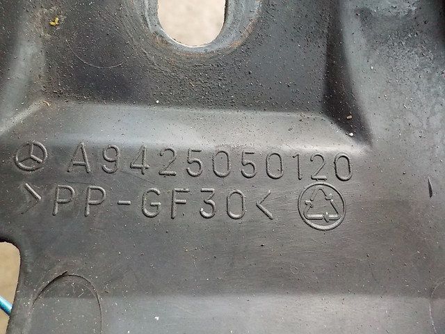 9425050120 MERCEDES Накладка кабины, № XF225445, фото 5