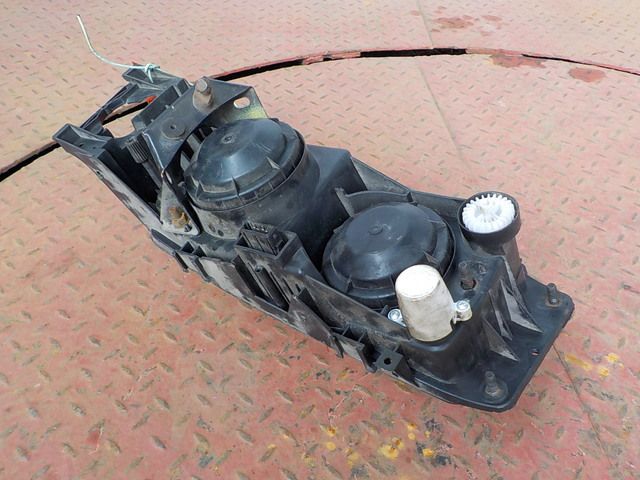 5010379320 RENAULT Фара правая, № XF214626, фото 4
