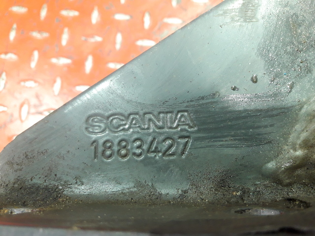 1883427 SCANIA Кронштейн брызговика, № XF305744, фото 4