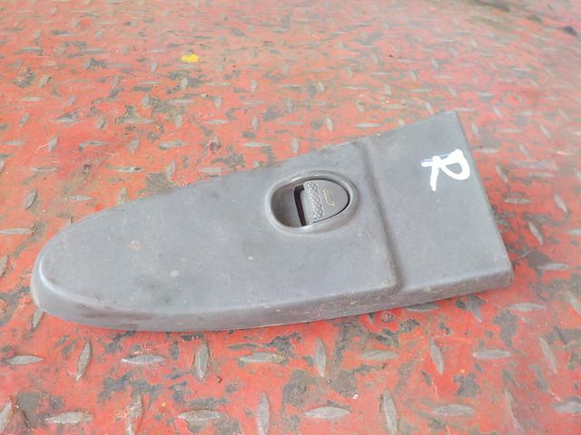 41221110 IVECO Кнопка, № XF436819, фото 1
