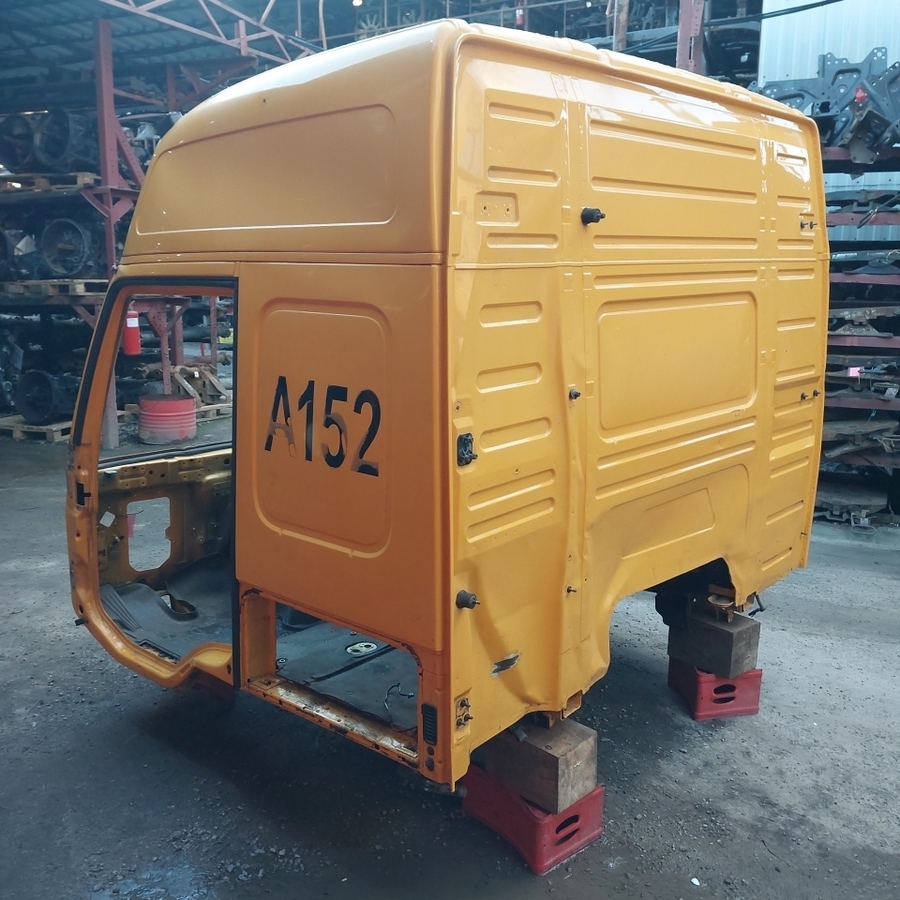 VOLVO Каркас кабины, № XF435851, фото 3