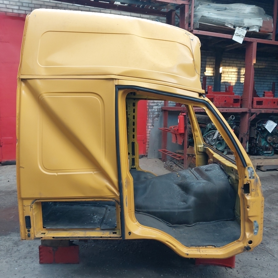 VOLVO Каркас кабины, № XF435851, фото 6