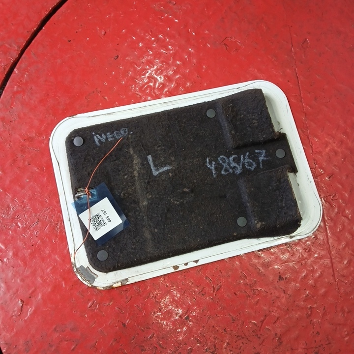 504153138 IVECO Крышка бардачка, № XF485167, фото 4