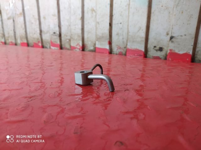 5010240801 RENAULT Форсунка масляная, № XF120528, фото 1